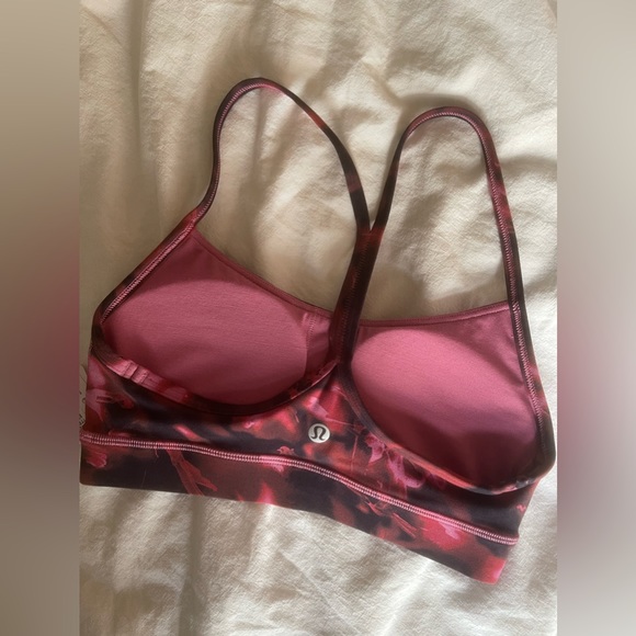 Lululemon FLOW Y BRA NULU - NWT - Picture 2 of 6